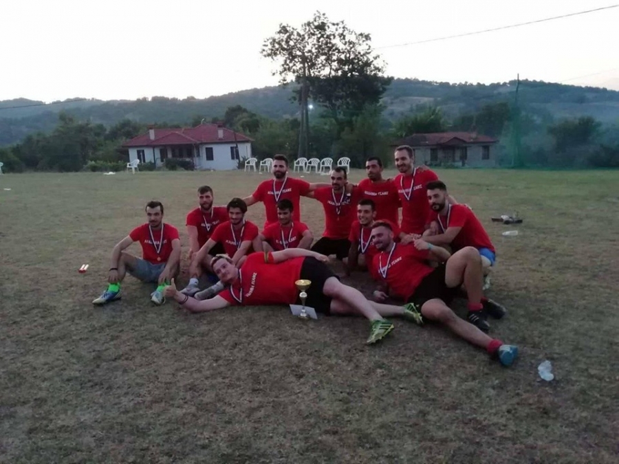 H ομάδα του Μεγάρου νικήτρια του 1ου Τουρνουά Ποδοσφαίρου Χρυσαυγής Βοΐου