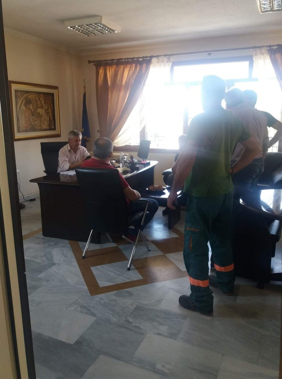 Συνάντηση δήμαρχου Δεσκάτης με φορείς και πολίτες του πρώην δήμου Χασίων