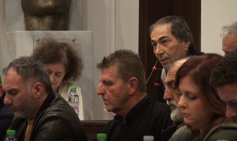 Ένταση ανάμεσα σε Κώστα Παλάσκα και Γιάννη Παπαδόπουλο. (VIDEO)