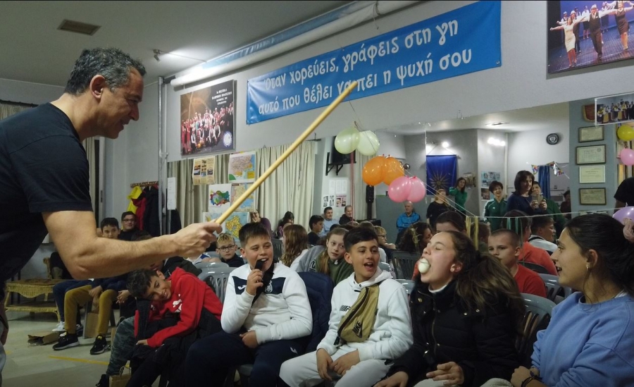 Πολιτιστικός Σύλλογος Πίνδος: “Χάσκα” και χορός με παιδιά απο Αγγλία και Ισπανία (VIDEO)