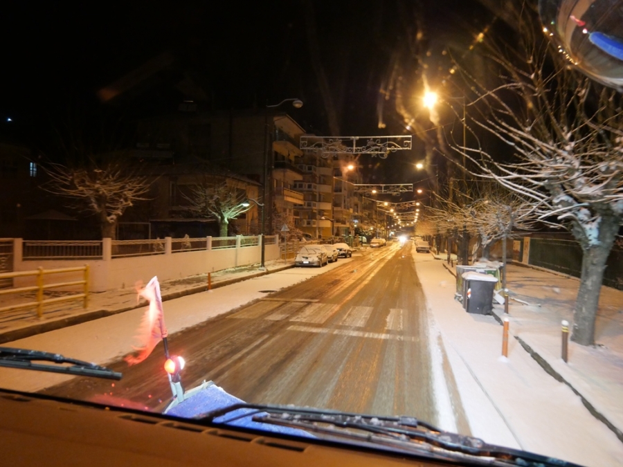 Στους δρόμους τα εκχιονιστικά του Δήμου Γρεβενών – Χιόνια και ψύχος έφερε η “Ελπίδα” (Βίντεο+Φωτογραφίες)