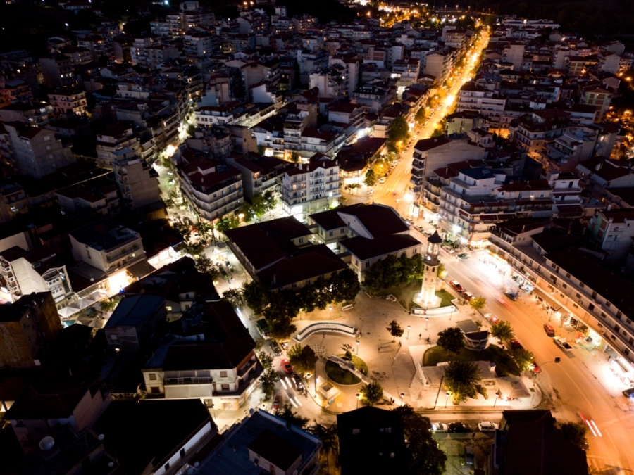 Δήμος Γρεβενών: Τα φώτα της πόλης αλλάζουν – Πάνω από 1000 φωτιστικά LED θα τοποθετηθούν σε δρόμους και γειτονιές