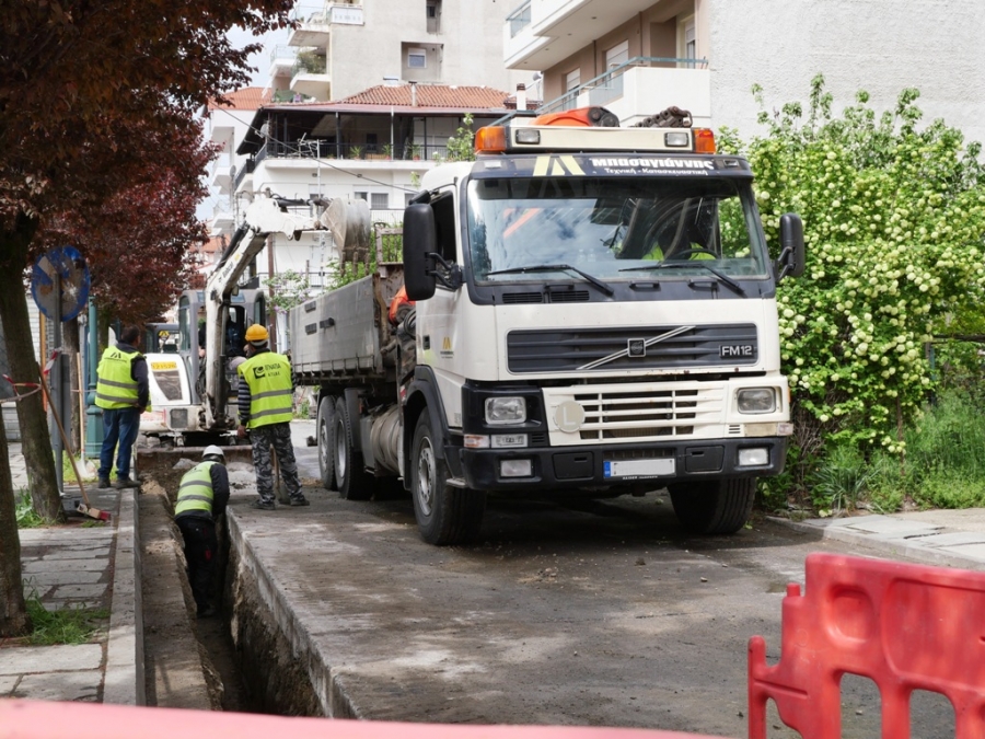 Δήμος Γρεβενών: Στην οδό Φιλελλήνων οι εργασίες κατασκευής του δικτύου διανομής φυσικού αερίου