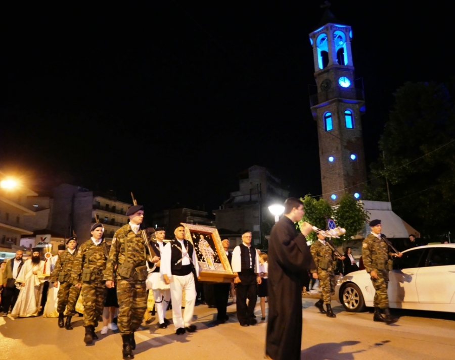 Δήμος Γρεβενών: Με λαμπρότητα ο εορτασμός του Πολιούχου Αγίου Αχιλλίου – Πλήθος πιστών στη Λιτανεία της Ιεράς Εικόνας