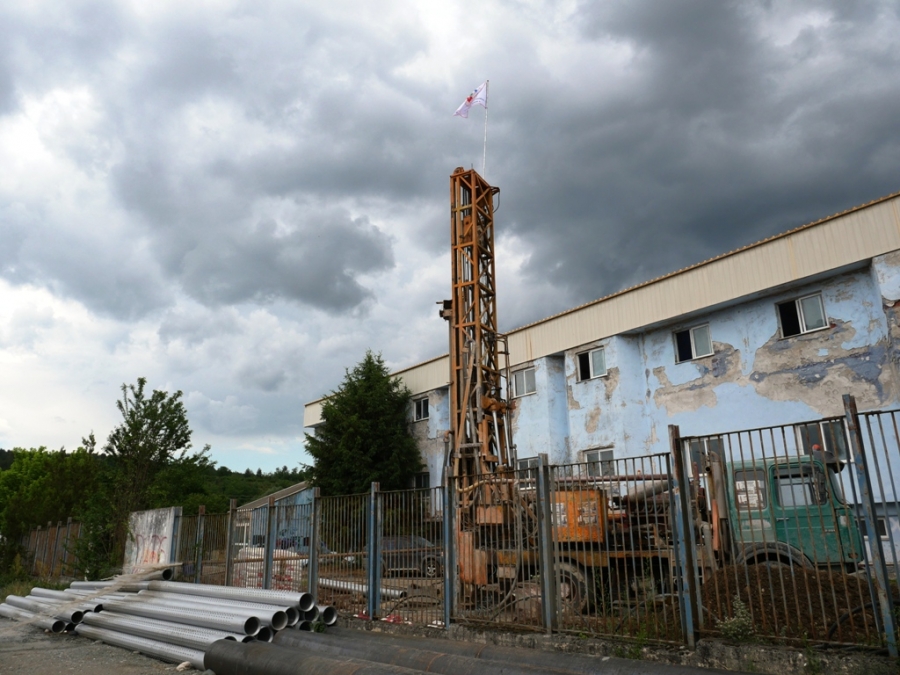 Δήμος Γρεβενών: Ξεκίνησαν οι γεωτρήσεις γεωθερμίας στο Κλειστό Κολυμβητήριο (Βίντεο+Φωτογραφίες)