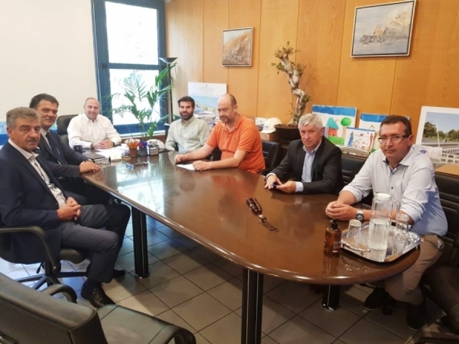 Κυβερνητικές δεσμεύσεις για παλιό Νοσοκομείο, οδικό δίκτυο και βραχοπτώσεις Σπηλαίου εξασφάλισε η επίσκεψη Δασταμάνη στην Αθήνα