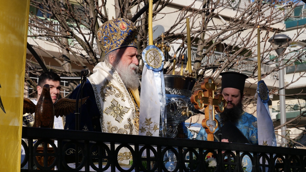 ΓΡΕΒΕΝΑ: Με λαμπρότητα ο εορτασμός των Θεοφανίων  (VIDEO-ΦΩΤΟ)