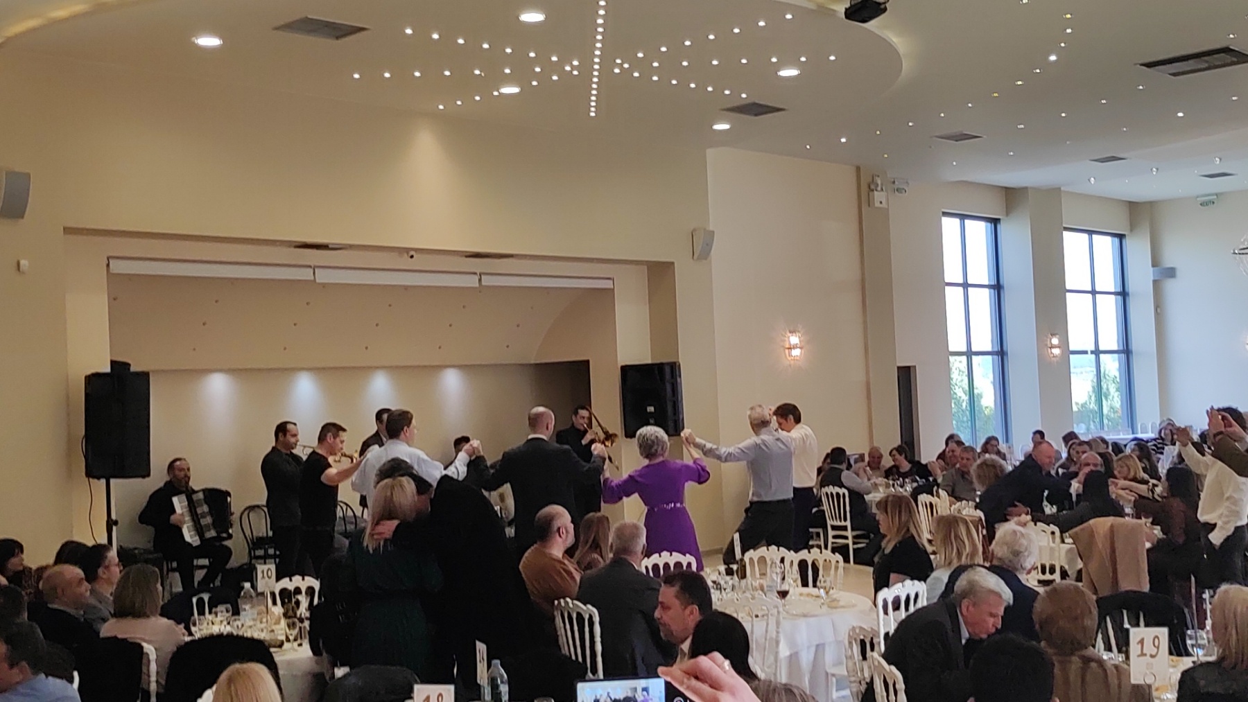 Ο ετήσιος χορός του Φιλοπροοδευτικού Συλλόγου Σαμαριναίων Κοζάνης “Η Αγία Παρασκευή”