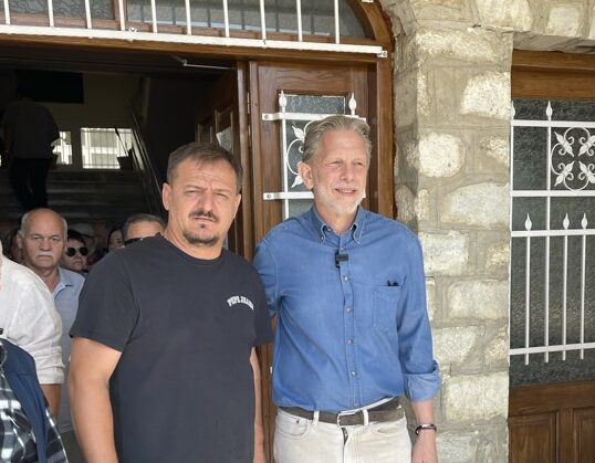 Eπίσκεψη του υποψήφιου Προέδρου του ΠΑΣΟΚ – Κινήματος Αλλαγής, Παύλου Γερουλάνου στη Δεσκάτη