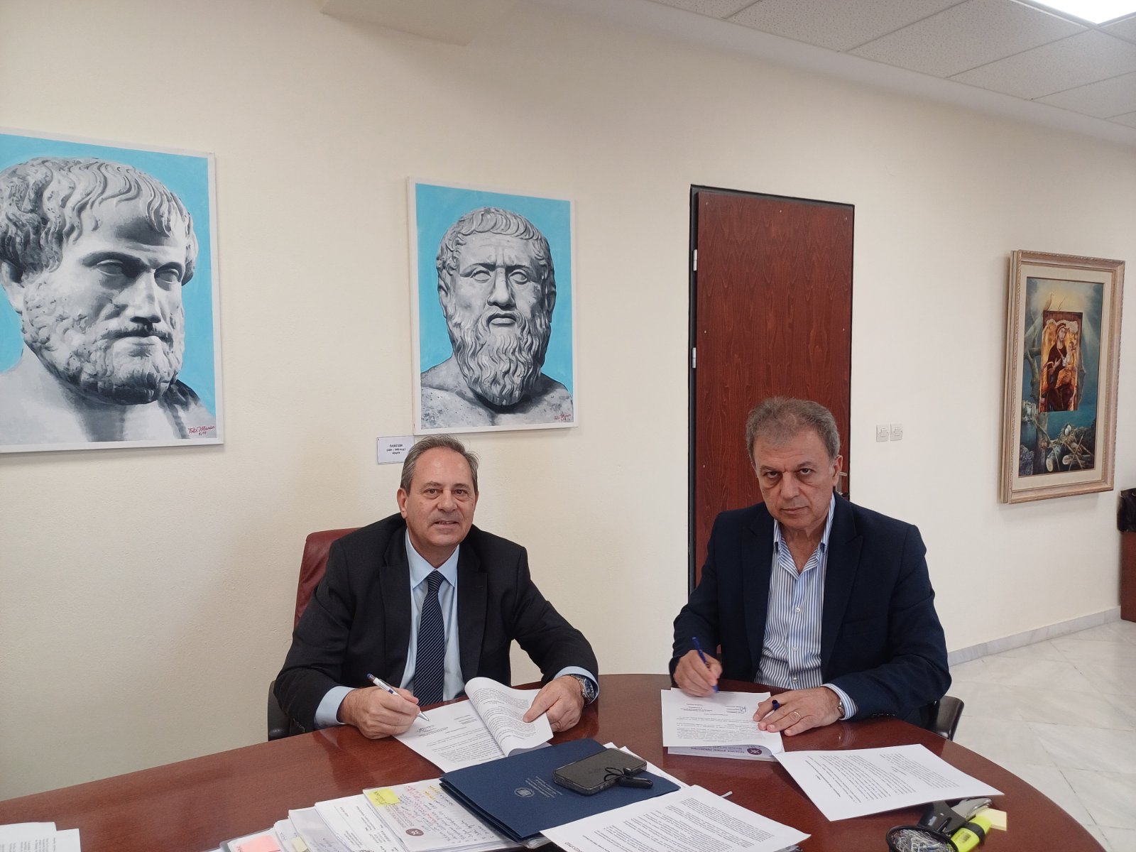 Υπογραφή Μνημονίου Συνεργασίας μεταξύ Περιφέρειας Δυτικής Μακεδονίας και Εθνικού Κέντρου Δημόσιας Διοίκησης και Αυτοδιοίκησης (ΕΚΔΔΑ)