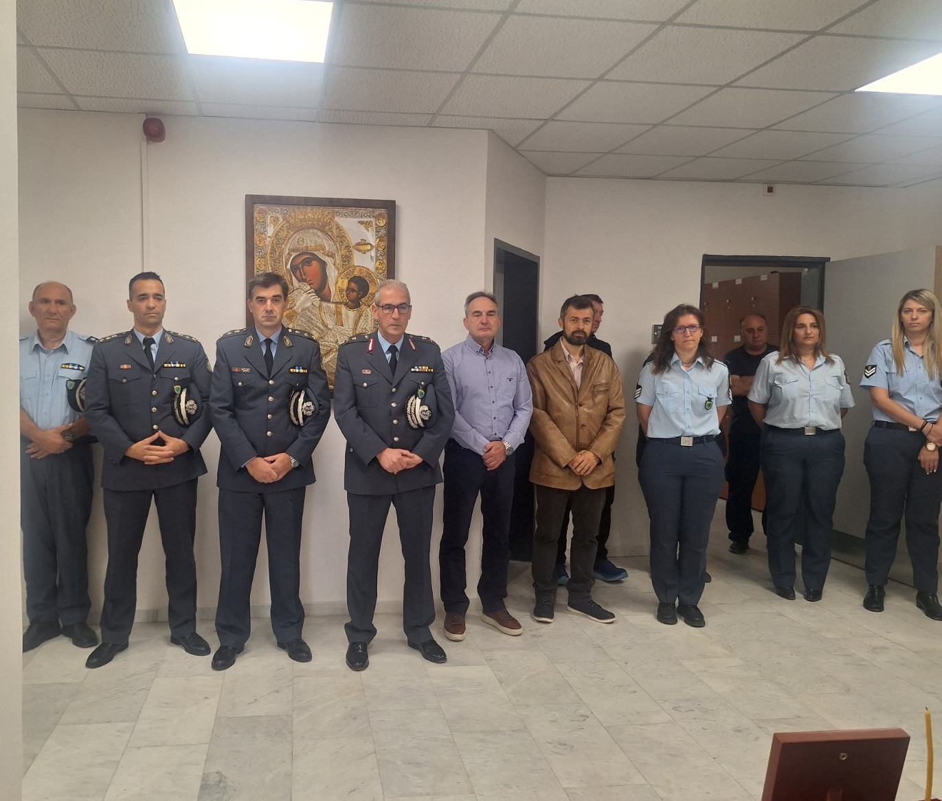 <strong>Αγιασμός τελέστηκε από τον Σεβασμιότατο Μητροπολίτη Γρεβενών στο Αστυνομικό Μέγαρο Γρεβενών</strong>