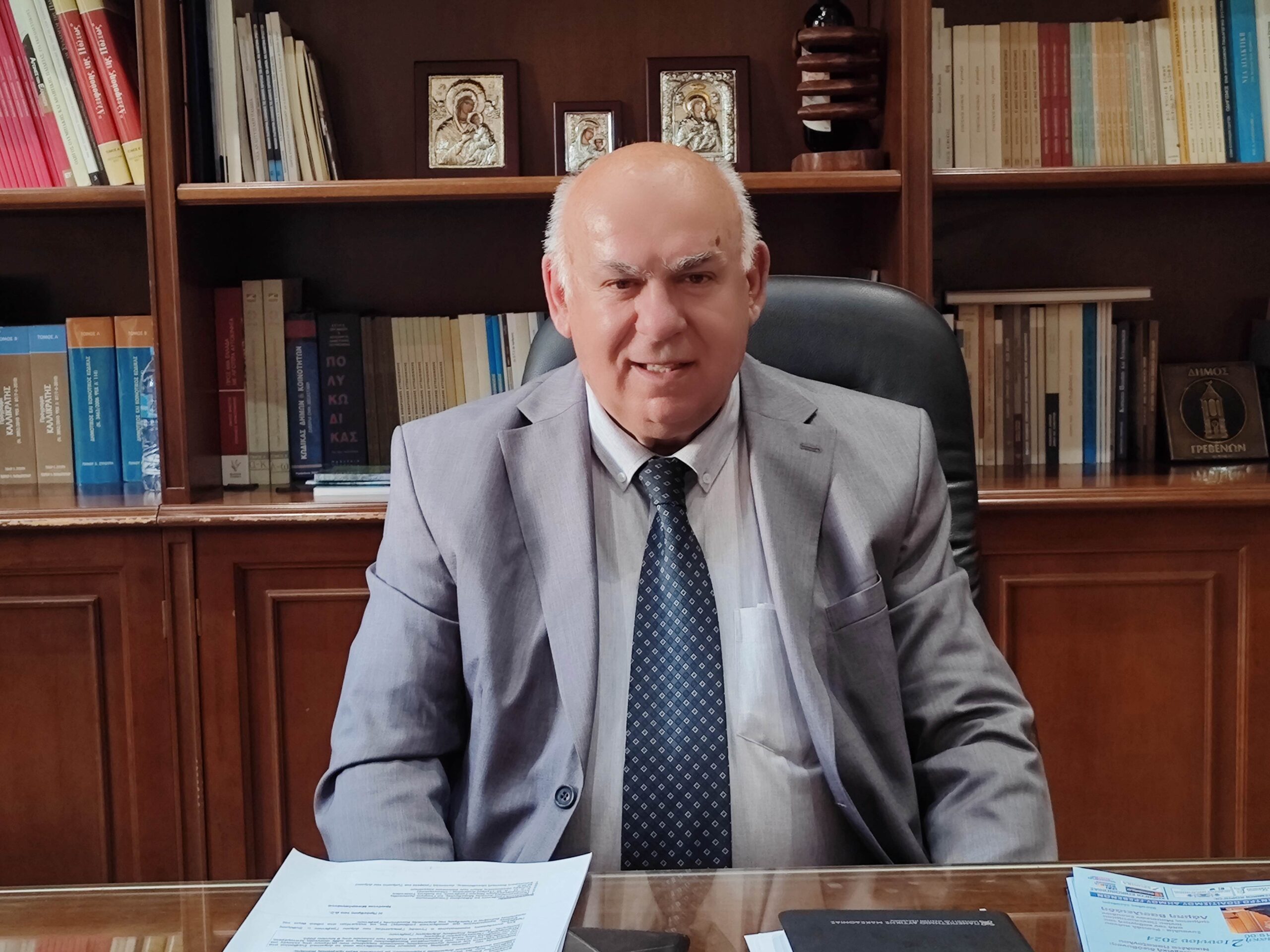 <strong>Μήνυμα του Δημάρχου Γρεβενών για τα 112<sup>α</sup> Ελευθέρια της πόλης των Γρεβενών</strong>
