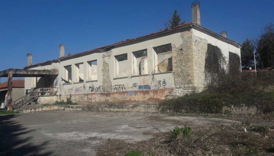 <strong>Θλιβερό γεγονός: 7 και πλέον χρόνια από το κάψιμο του Δημοτικού Σχολείου Αγίου Γεωργίου Γρεβενών &nbsp;Φεβρουάριος 2017-Νοέμβριος 2024</strong>