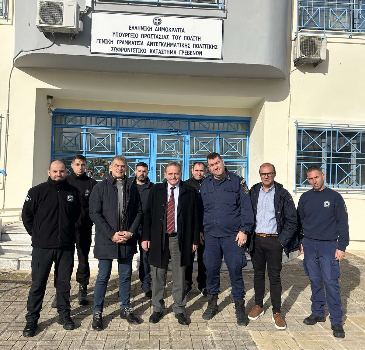 Εθιμοτυπικές επισκέψεις  του Αντιπεριφερειάρχη Γρεβενών, για ανταλλαγές ευχών, ενόψει  Χριστουγέννων.