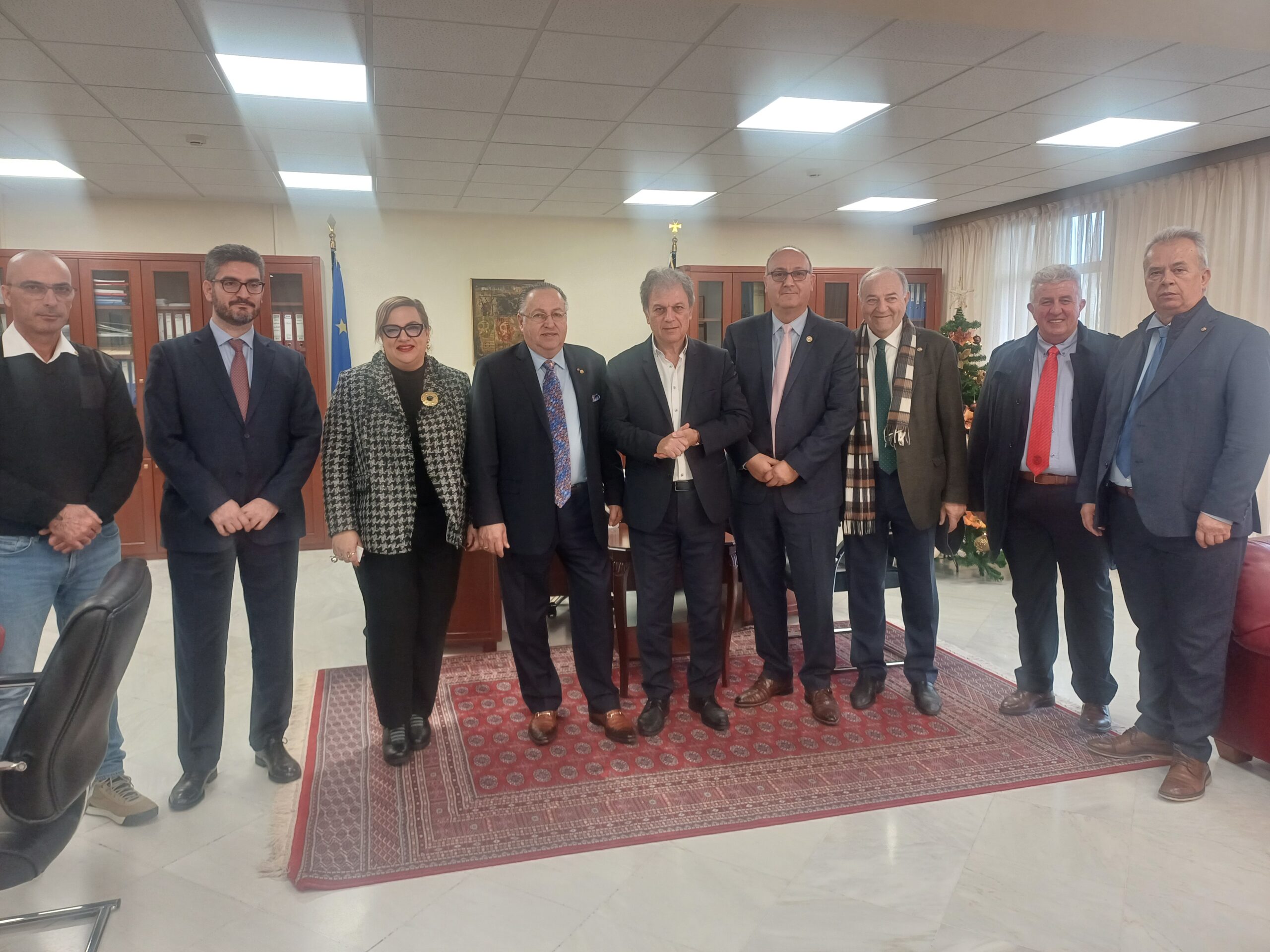 Συνάντηση του Περιφερειάρχη Δ. Μακεδονίας Γιώργου Αμανατίδη με στελέχη της AHEPA HELLASHJ-15IoannisTrantas