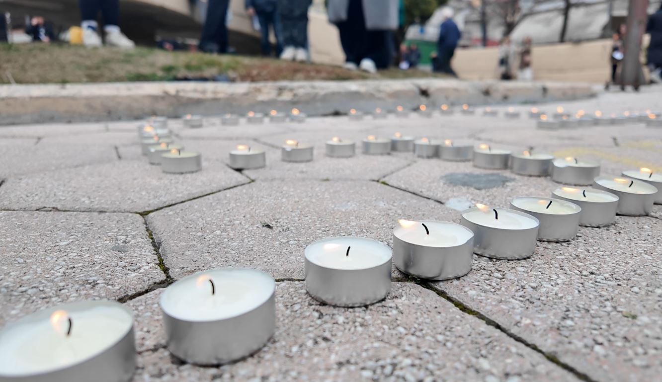 ΣΥΛΛΟΓΟΣ ΙΔΙΩΤΙΚΩΝ ΥΠΑΛΛΗΛΩΝ ΝΟΜΟΥ ΓΡΕΒΕΝΩΝ:  ΔΕΝ ΞΕΧΝΑΜΕ – ΔΙΕΚΔΙΚΟΥΜΕ ΤΗ ΖΩΗ ΠΟΥ ΜΑΣ ΑΞΙΖΕΙ