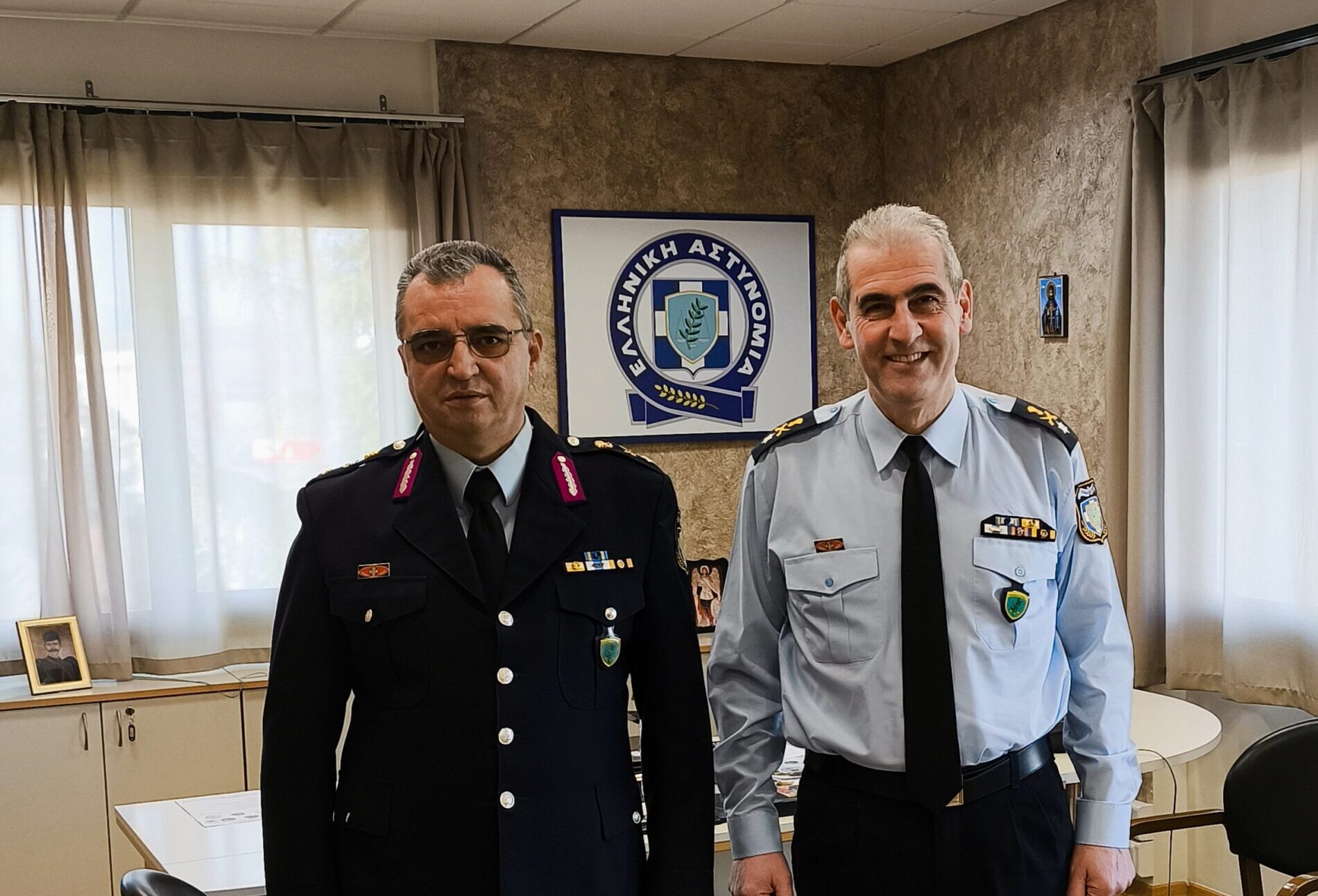 Εθιμοτυπική επίσκεψη του Διοικητή της Σχολής Αστυφυλάκων Ελληνικής Αστυνομίας στον Γενικό Περιφερειακό Αστυνομικό Διευθυντή Δυτικής Μακεδονίας.