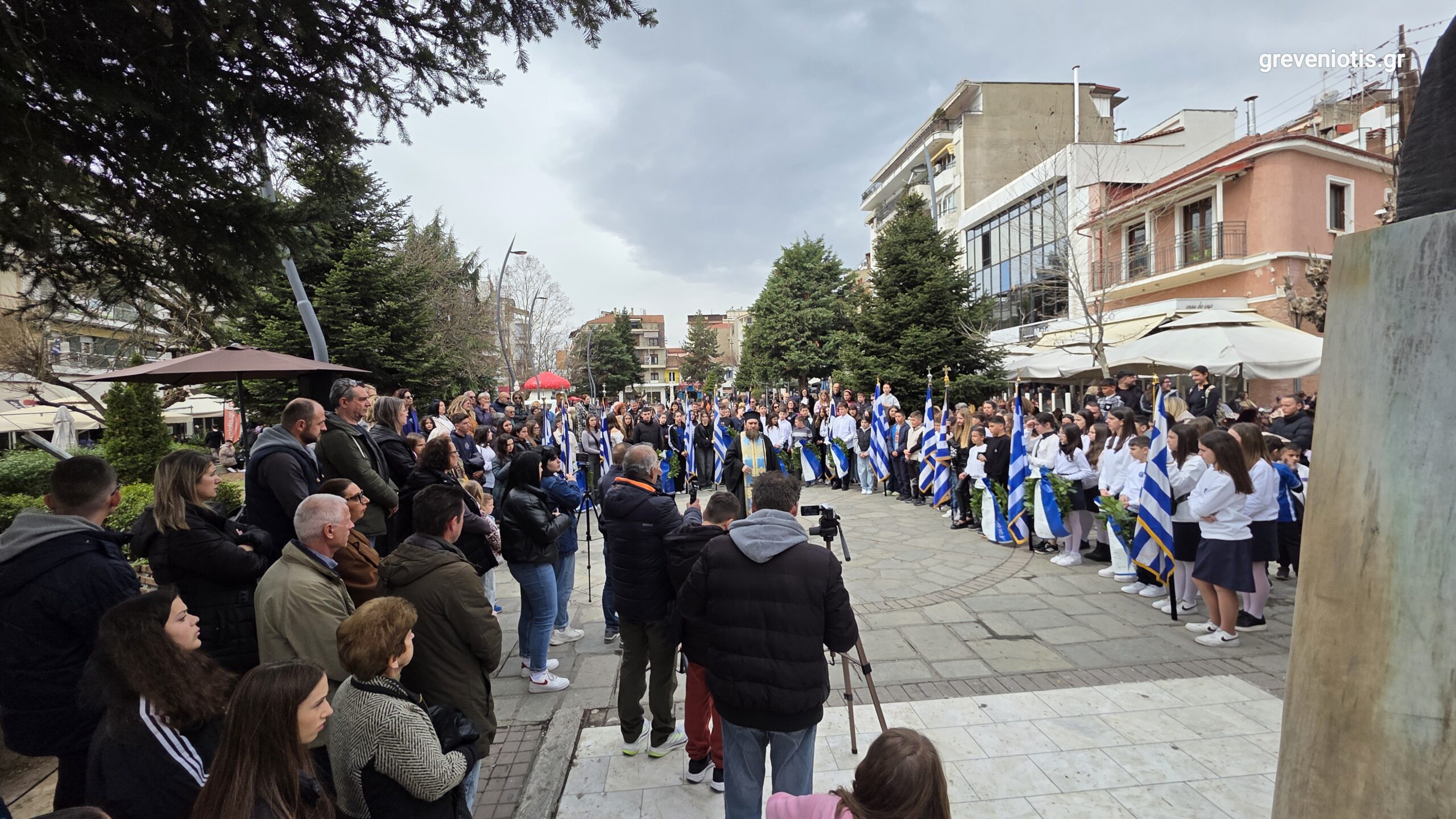 Εορτασμός 25ης Μαρτίου 1821: Επιμνημόσυνη δέηση και κατάθεση στεφάνων από τους μαθητές