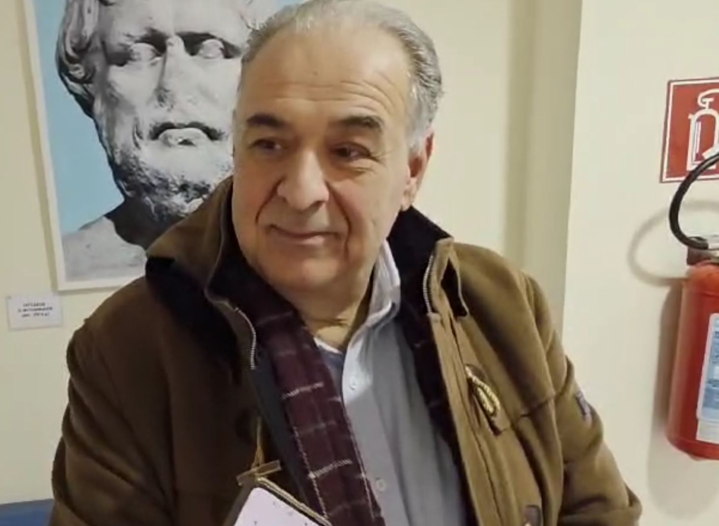 Το υπόμνημα της Περιφερειακής Ένωσης Δήμων(ΠΕΔ) Δυτικής Μακεδονίας που επιδόθηκε στον Πρωθυπουργό