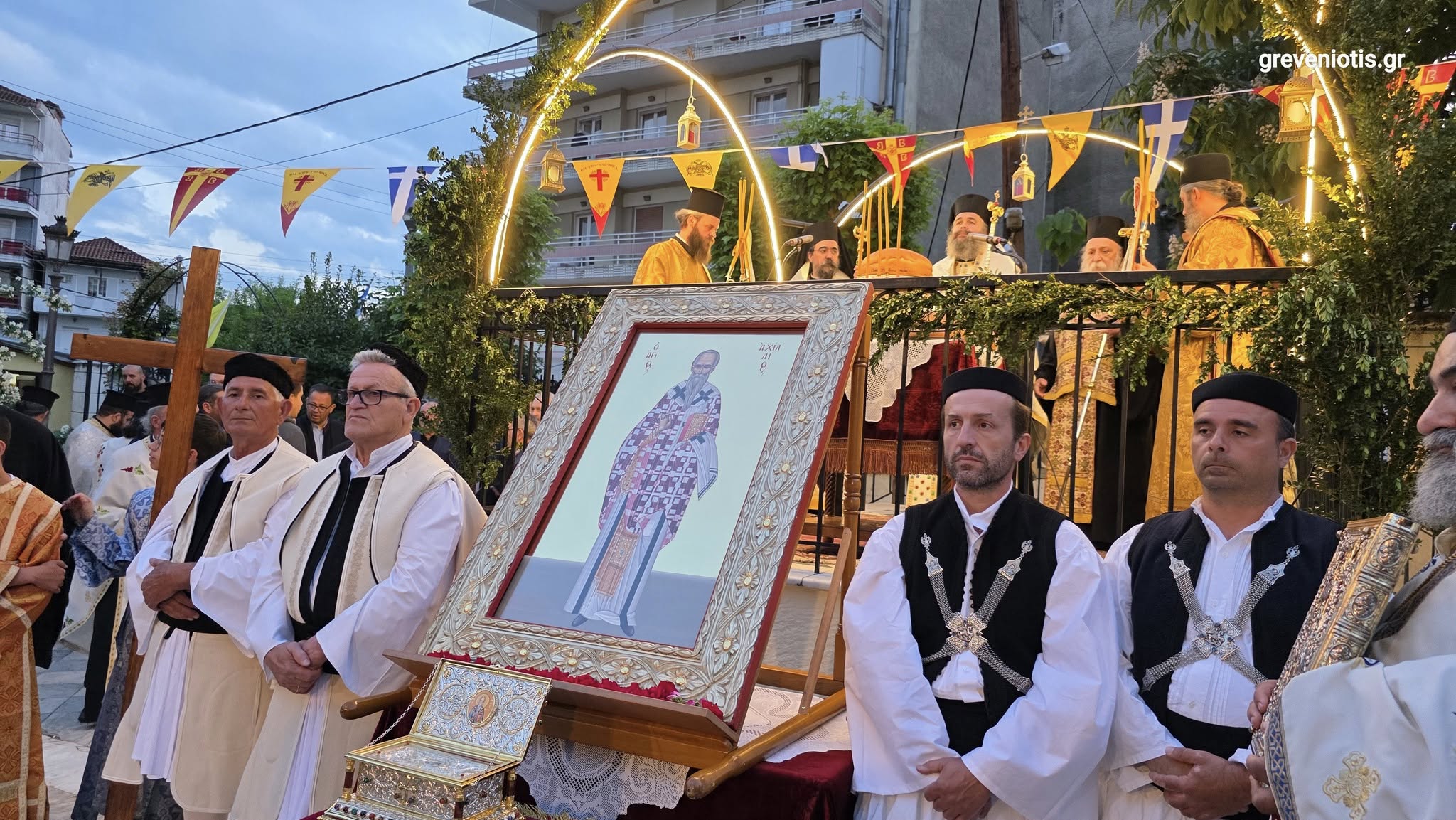 Ο λαμπρός εορτασμός του Αγίου Αχιλλίου και Λιτάνευση της Ιερής Εικόνας στα Γρεβενά. (φωτογραφίες-video)