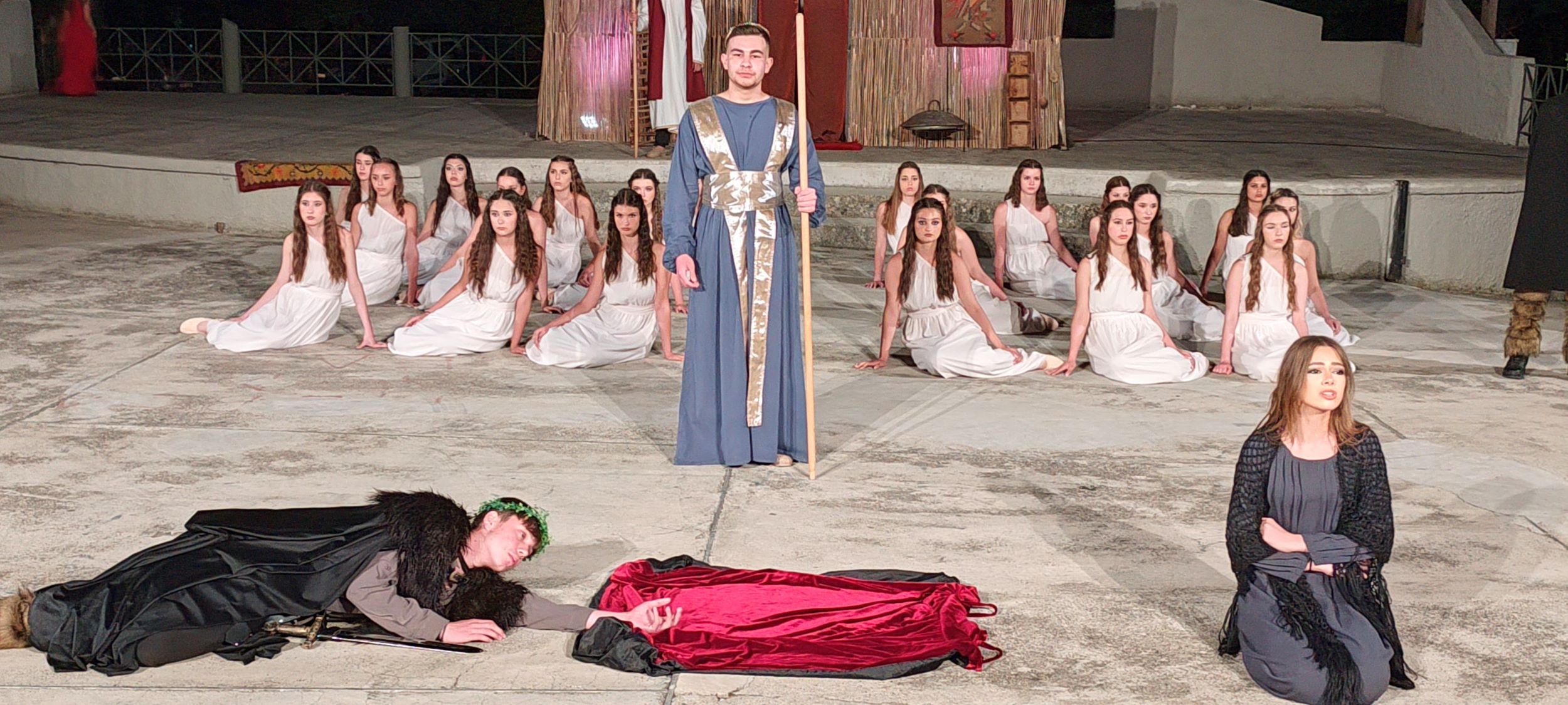 “ΠΟΛΙΤΙΣΤΙΚΟ ΚΑΛΟΚΑΙΡΙ 2025” Μια συγκλονιστική “ΗΛΕΚΤΡΑ” από τη Θεατρική Ομάδα «Εξ αμάξης» στο υπαίθριο θέατρο Καστράκι.