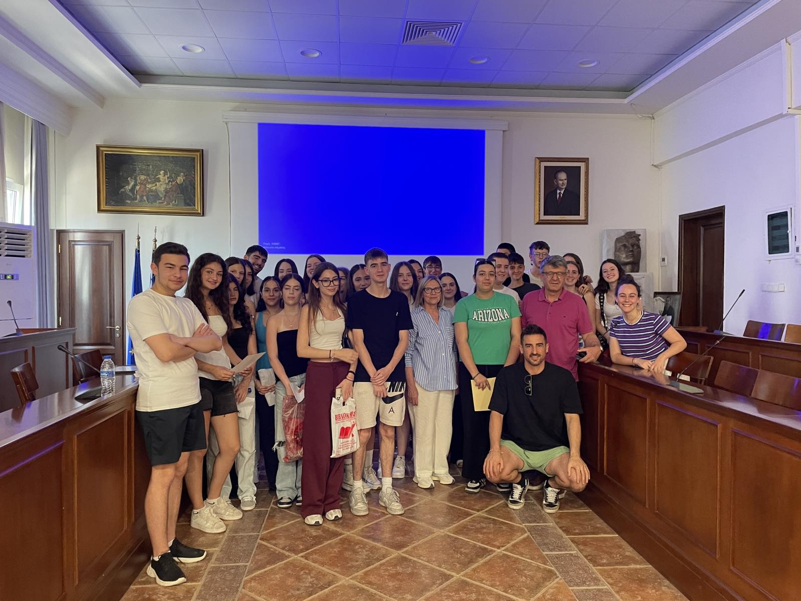 Erasmus: Το 2ο ΓΕΛ Γρεβενών υποδέχτηκε στο Δημαρχείο το Jaso Ikastola από την Παμπλόνα της Ισπανίας (Βίντεο-Φωτογραφίες)