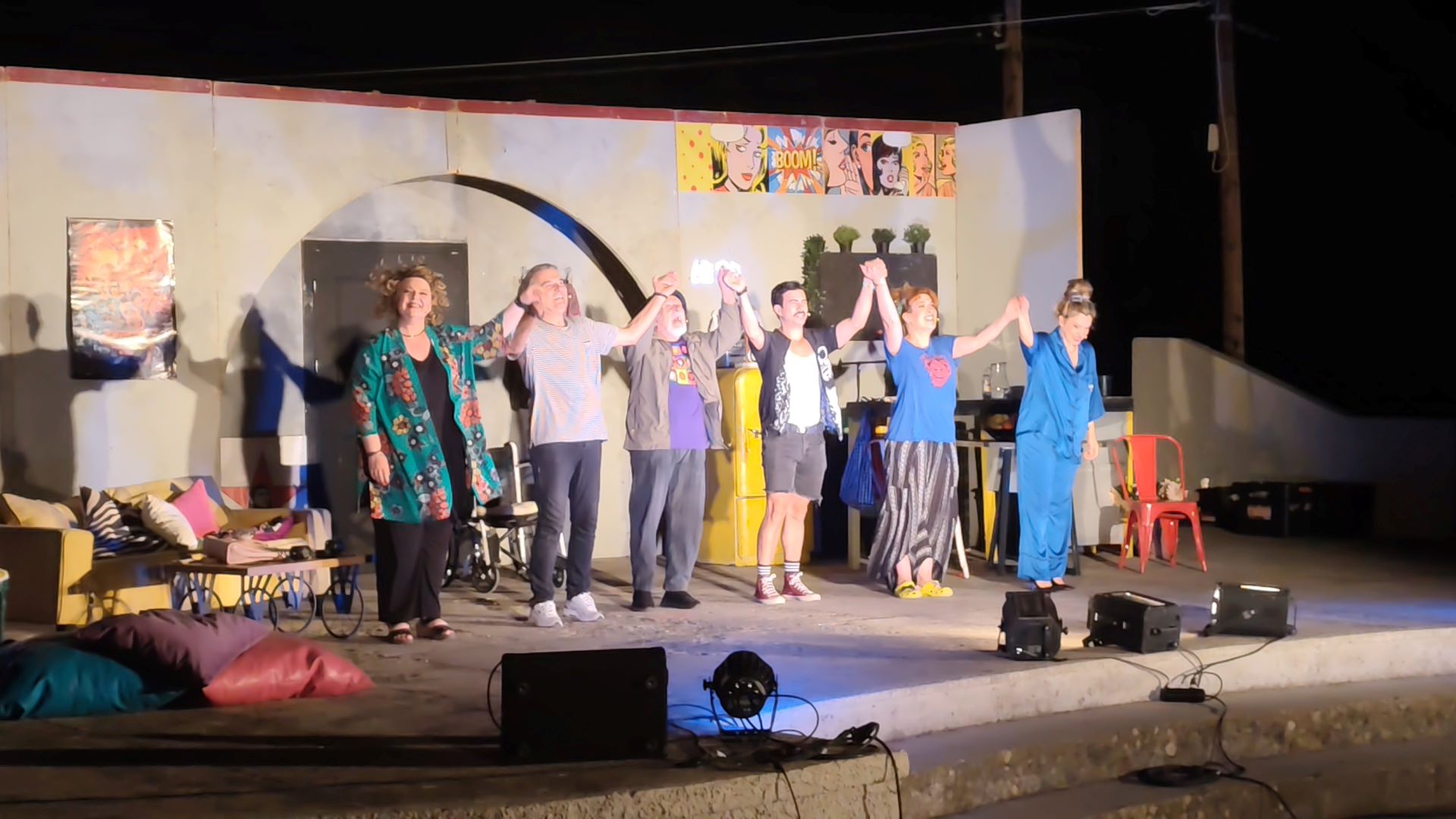 ΠΟΛΙΤΙΣΤΙΚΟ ΚΑΛΟΚΑΙΡΙ 2025: «Ο Παππούς είχε πίεση…Το κοινό… ενθουσιασμό!»  -Μια υψηλού επιπέδου θεατρική εμπειρία με προσιτό εισιτήριο «έζησαν» όσοι βρέθηκαν στο υπαίθριο θέατρο Καστράκι Γρεβενών.