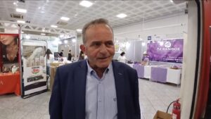 Επίσκεψη του Αντιπεριφερειάρχη Γρεβενών στην έκθεση «Τα Γρεβενά στο Σύνταγμα»