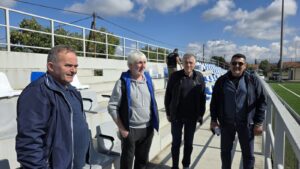 Τοποθέτηση 500 νέων καθισμάτων στις κερκίδες του γηπέδου της ΕΠΣ Γρεβενών (βίντεο -φωτογραφίες)