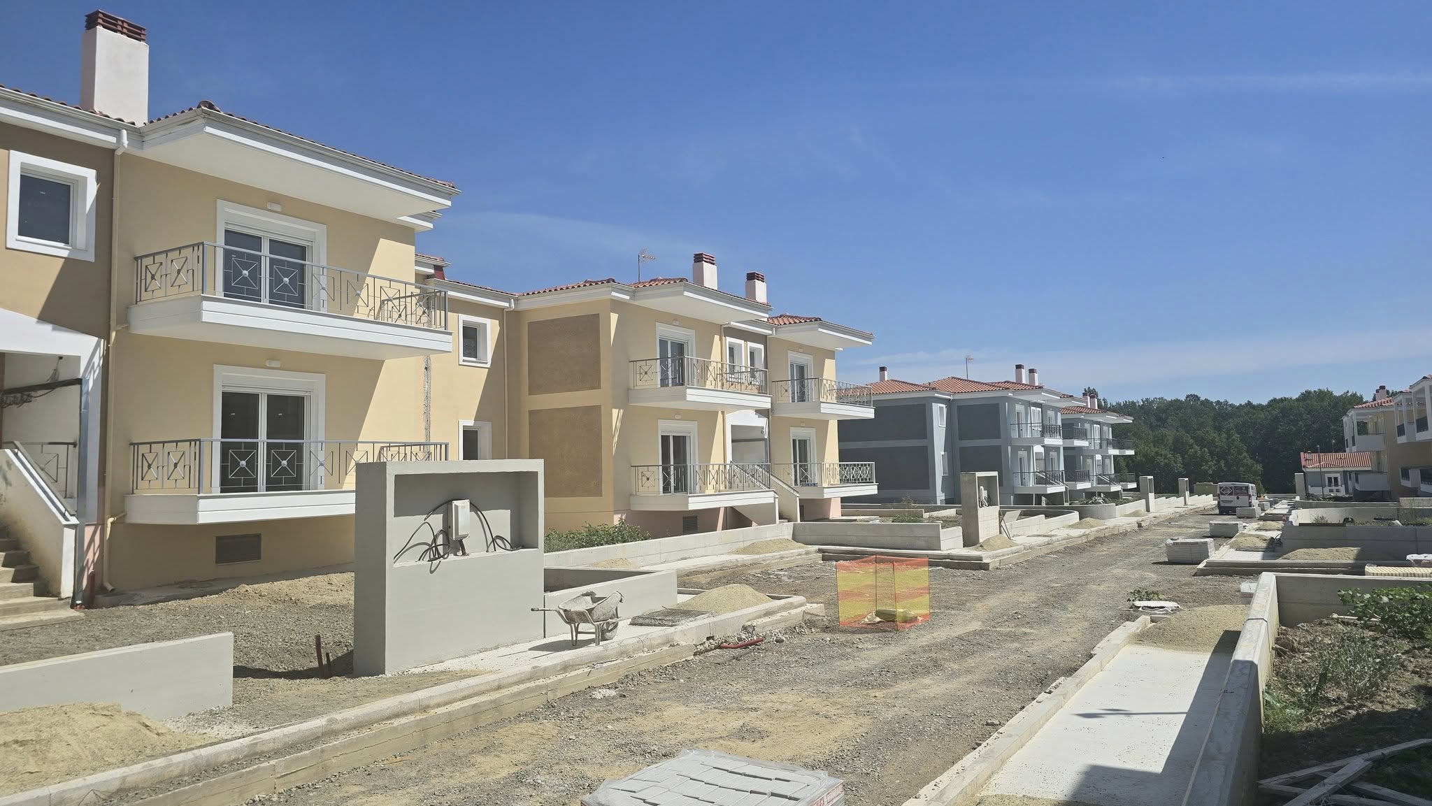 ΕΡΓΑΤΙΚΕΣ ΚΑΤΟΙΚΙΕΣ: δικαίωση μετά από 17 χρόνια!!  ή μήπως όχι;  
