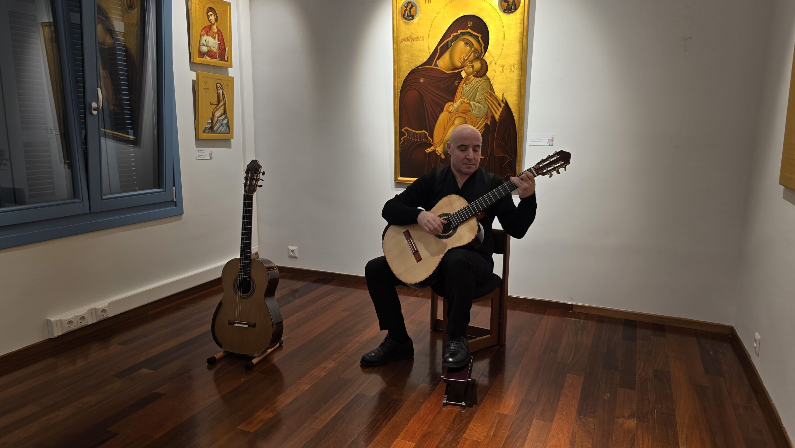 Ρεσιτάλ Κιθάρας του διακεκριμένου σολίστ Νικόλαου Μπαλογιάννη,  προς τιμή του πατέρα του. (φωτογραφίες- βίντεο)