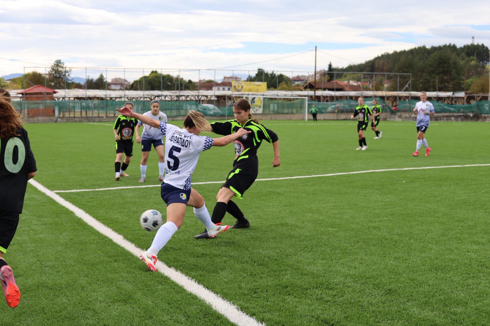 Σαρωτικές οι Σειρήνες στην πρεμιέρα του πρωταθλήματος