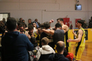 Στα ” κίτρινα ” βάφτηκε το ντέρμπι της Δυτικής Μακεδονίας, του πρωταθλήματος της ” NATIONAL LEAGUE 2”