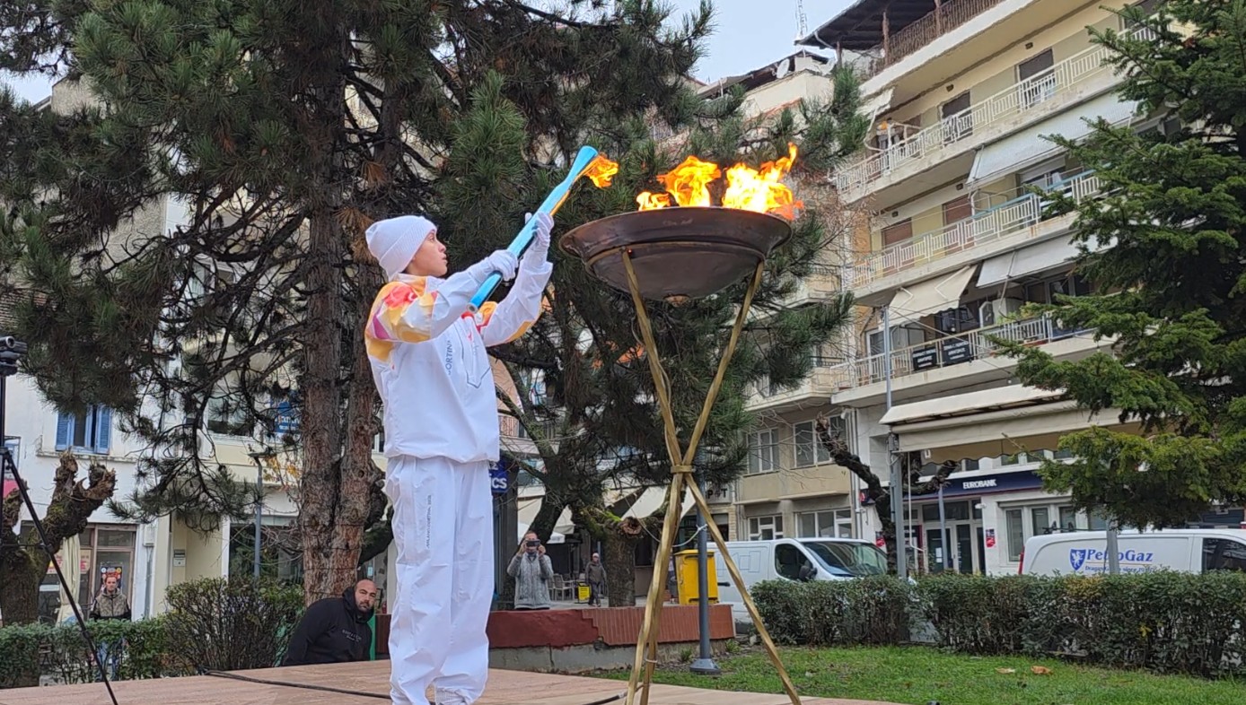 Η Ολυμπιακή Φλόγα στα Γρεβενά (video-φωτογραφίες)