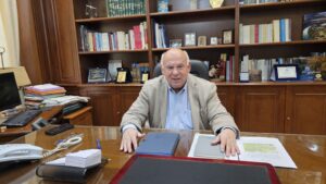 Κυριάκος Ταταρίδης: «έχουμε μια αντιπολίτευση ανίκανη και επικίνδυνη» «δυστυχώς κάποιοι δεν κατάλαβαν τι ρόλο έχουν στο Δημοτικό συμβούλιο και γιατί έχουν έρθει»(video)