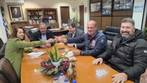 Aλλαγή χρήσης γης και  παραχώρηση  κτιρίου από το Υπουργείο Αγροτικής Ανάπτυξης για  το ΕΚΑΒ