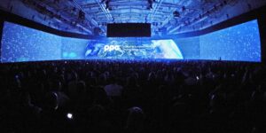 Η ΔΕΗ επανασχεδιάζει την εμπειρία του πελάτη