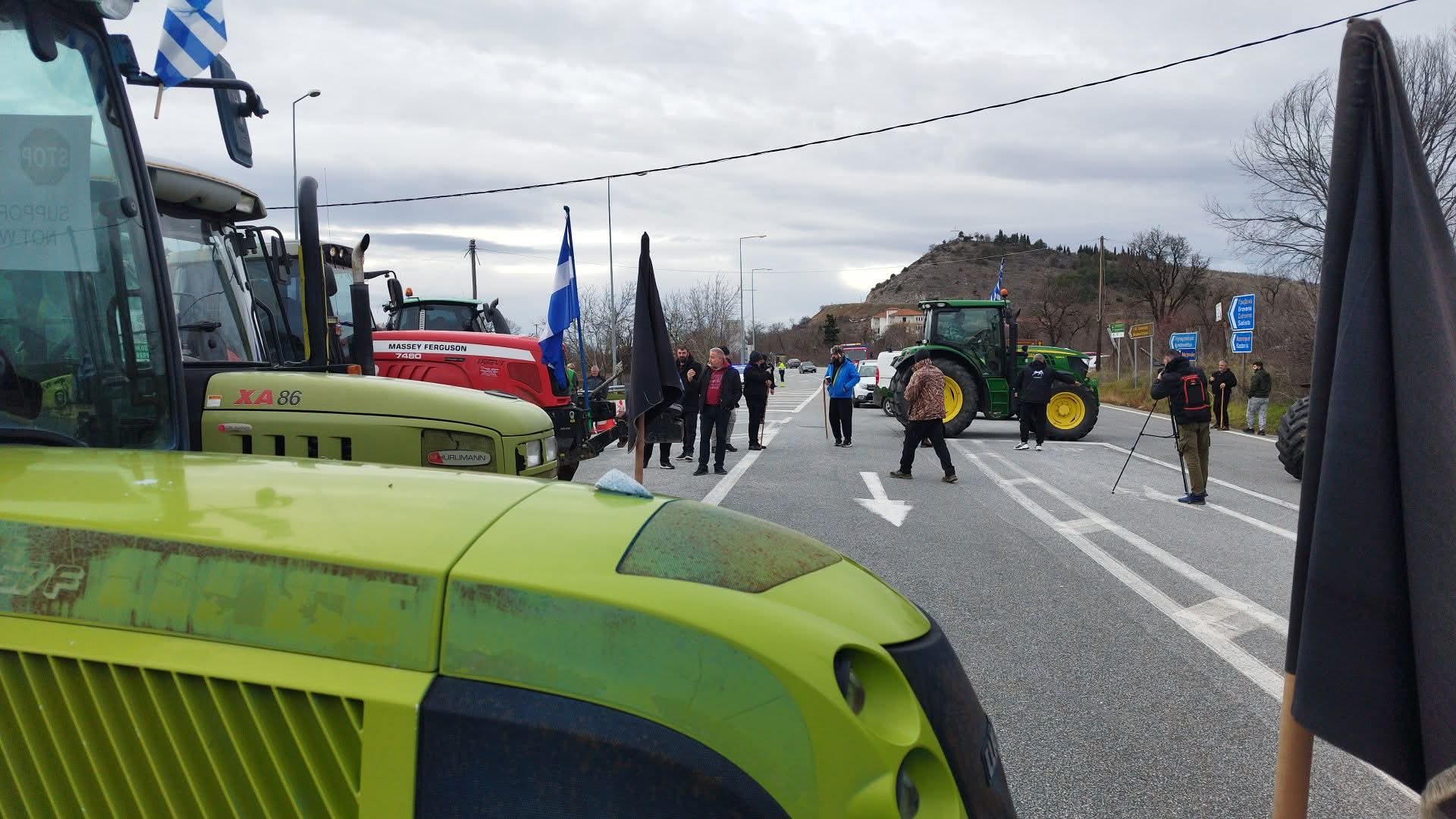 Δ. Μακεδονία: “Όχι” από το μπλόκο της Σιάτιστας στη συνάντηση με τον πρωθυπουργό