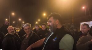 Κλιμακώνουν οι αγρότες στην Σιάτιστα- 48ωρος αποκλεισμός της Εγνατίας Οδού.