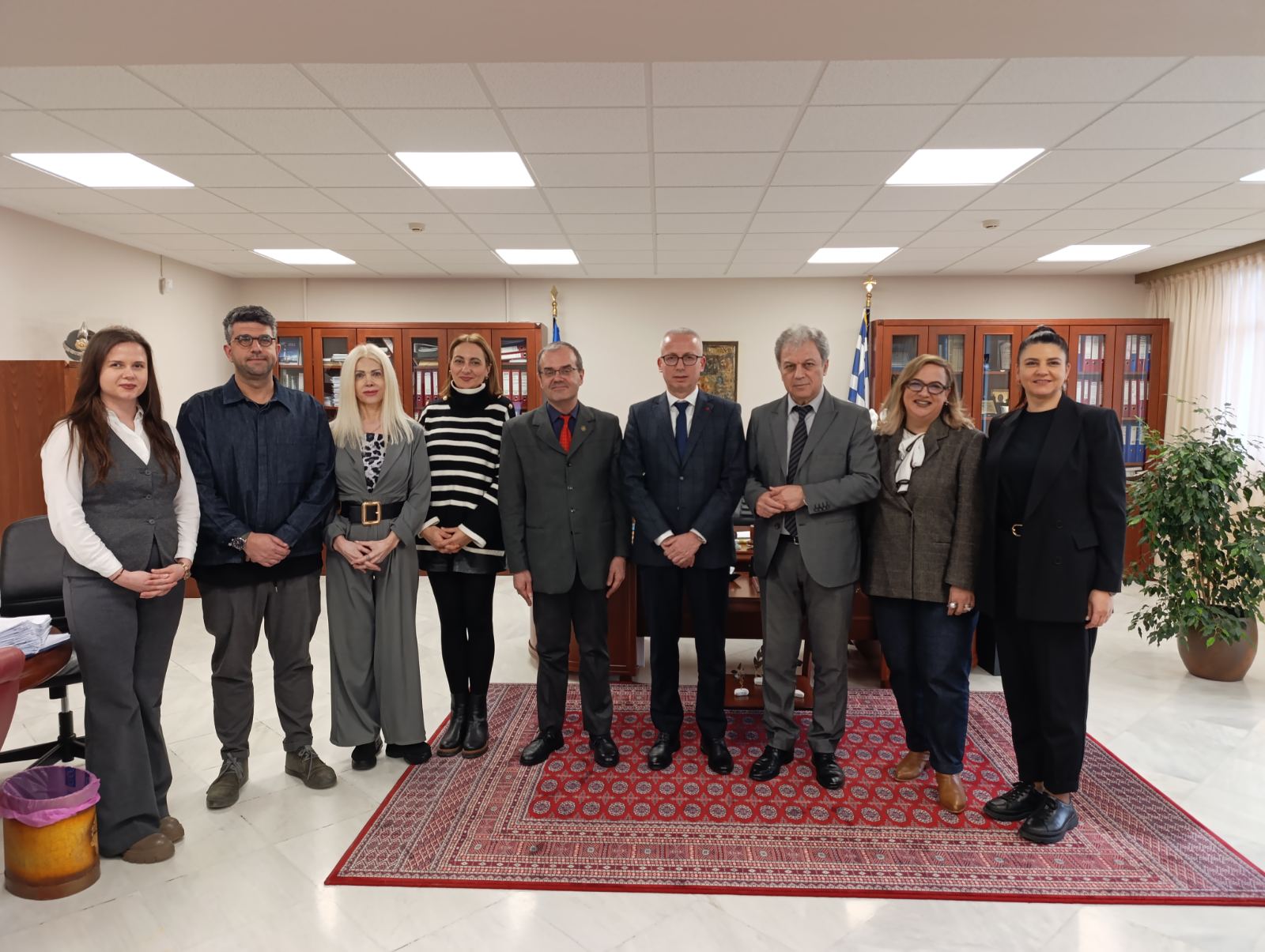 Συνάντηση εργασίας του Περιφερειάρχη  με τον Δήμαρχο  και τον Γενικό Πρόξενο της Ελλάδας στην Κορυτσά