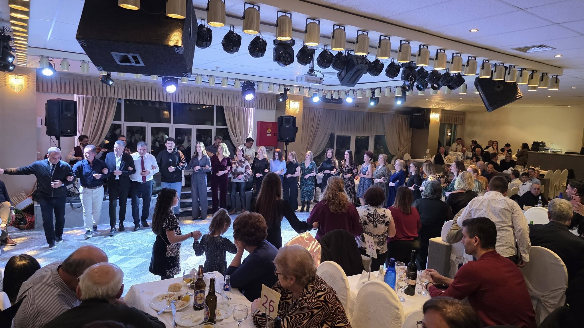 Ετήσιος χορός Πολιτιστικού Συλλόγου Αμυγδαλιών και Εκπολιτιστικού Συλλόγου Γρεβενών “Πίνδος” (βίντεο-φωτογραφίες)