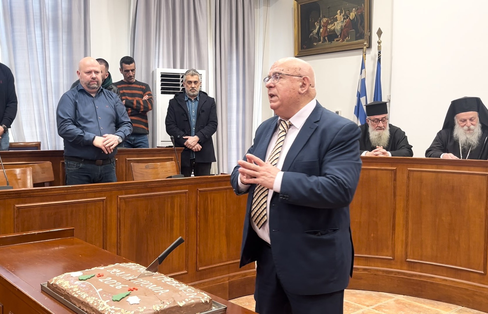 Ο Δήμος Γρεβενών έκοψε την Πρωτοχρονιάτικη Πίτα των εργαζομένων.