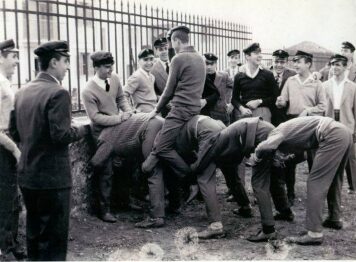 Baby Boomers 1946-1964, η γενιά που μεγάλωσε  χωρίς υπολογιστή και κινητό