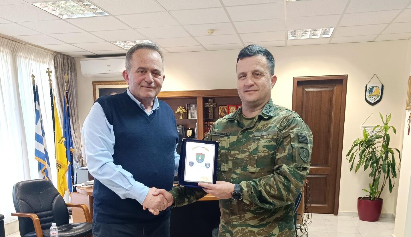 Εθιμοτυπική επίσκεψη του  Διοικητή της 9ης Μηχανοποιημένης Ταξιαρχίας στον Αντιπεριφερειάρχη Γρεβενών