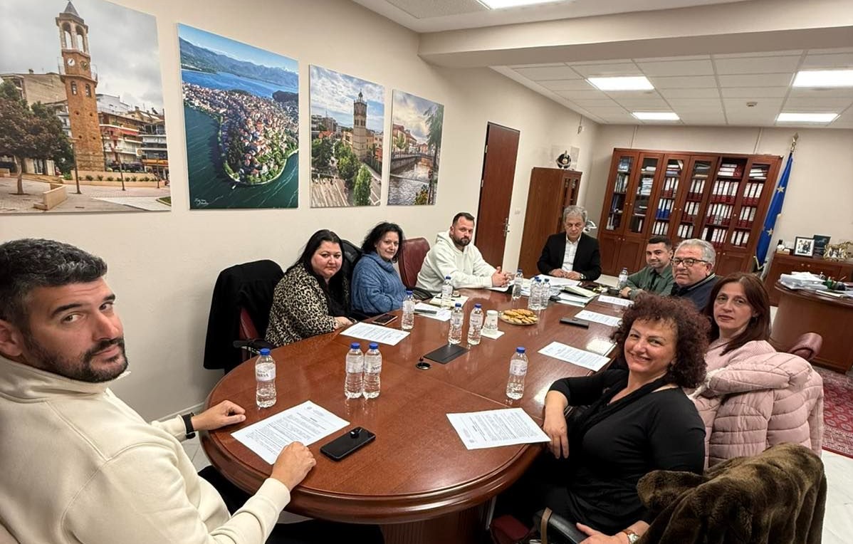 Συνάντηση εκπροσώπων του Συμβουλίου Προέδρων Νομού Γρεβενών με τον Περιφερειάρχη Δυτικής Μακεδονίας.