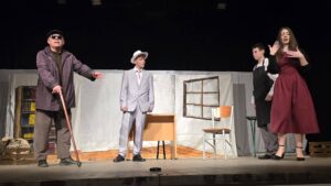 Με το εμβληματικό έργο «Φον Δημητράκης», έπεσε η αυλαία του 1ου Πανελλήνιου Μαθητικού Φεστιβάλ Αρχαίου και Σύγχρονου Θεάτρου «ΕΡΑΜΑΙ ΜΕΓΑ»