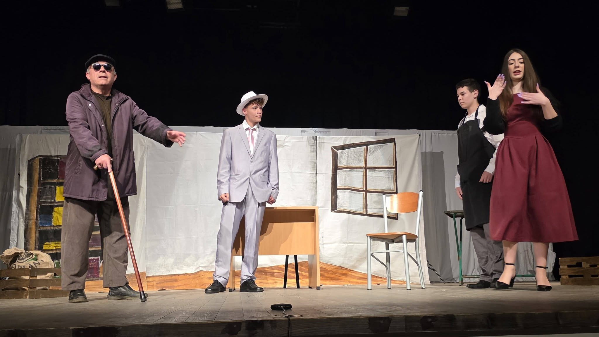 Με το εμβληματικό έργο «Φον Δημητράκης», έπεσε η αυλαία του 1ου Πανελλήνιου Μαθητικού Φεστιβάλ Αρχαίου και Σύγχρονου Θεάτρου «ΕΡΑΜΑΙ ΜΕΓΑ»