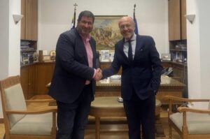 Πρόσκληση για τη δημιουργία Κέντρου Ημέρας Ολικής Φροντίδας για άτομα με Αυτισμό στην Π.Ε. Γρεβενών – Σημαντικό βήμα για την ενίσχυση των κοινωνικών δομών του τόπου μας.