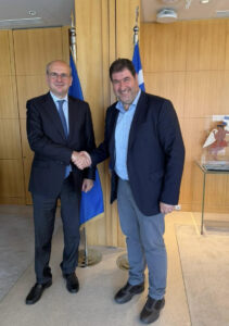 Συνάντηση εργασίας του Θανάση Σταυρόπουλου με τον Αντιπρόεδρο της Κυβέρνησης Κωστή Χατζηδάκη για τις αποζημιώσεις των κερασοπαραγωγών και αγροτικά θέματα.