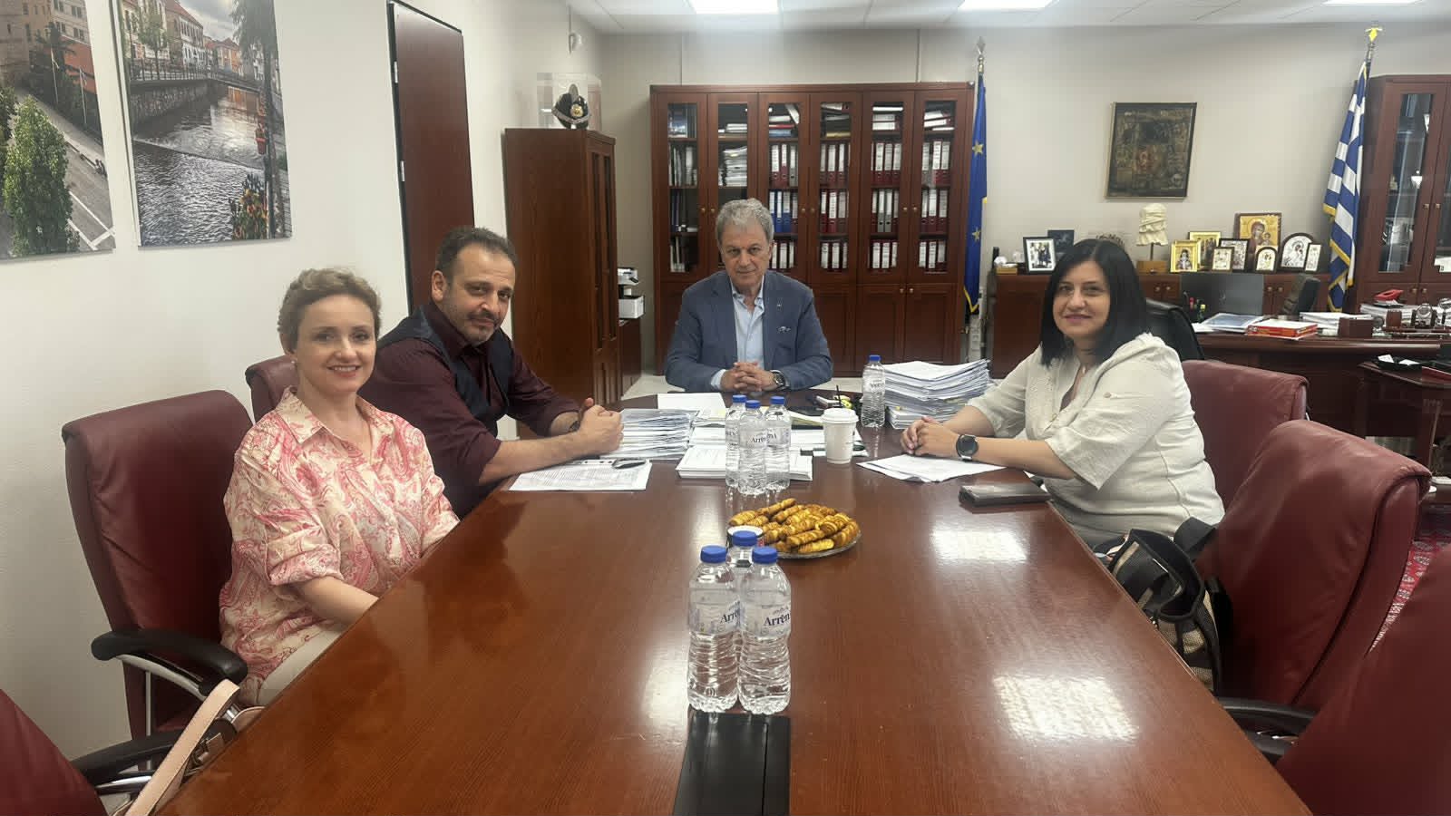 ΤΑ ΠΡΟΒΛΗΜΑΤΑ ΤΩΝ ΚΈΝΤΡΩΝ ΠΡΌΛΗΨΗΣ ΣΤΟ ΕΠΊΚΕΝΤΡΟ ΣΥΝΆΝΤΗΣΗΣ ΜΕ ΤΟΝ ΠΕΡΙΦΕΡΕΙΆΡΧΗ ΓΙΏΡΓΟ ΑΜΑΝΑΤΊΔΗ